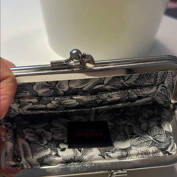 HOBO Yellow Leather Wallet with silver metal hardwate - Picture 4 of 12